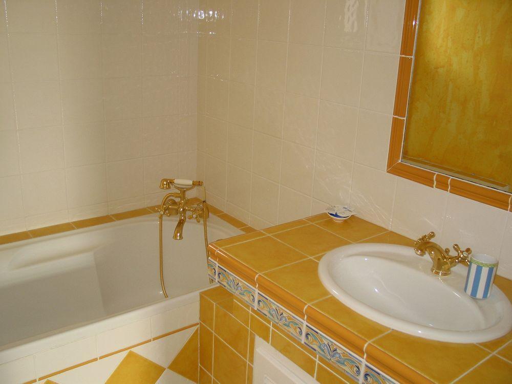 Bed and Breakfast Chateau Rousselle Saint-Ciers-de-Canesse Екстер'єр фото