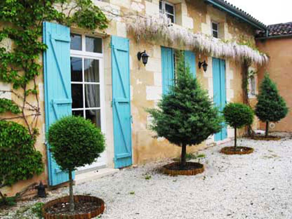 Bed and Breakfast Chateau Rousselle Saint-Ciers-de-Canesse Екстер'єр фото
